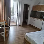 Laska 아파트 Sarandë