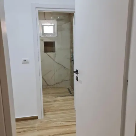 Laska Appartement Sarandë