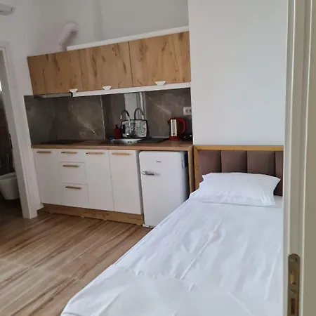 Laska Apartment Sarande