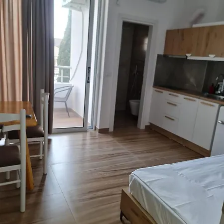 Laska Apartmán Sarandë