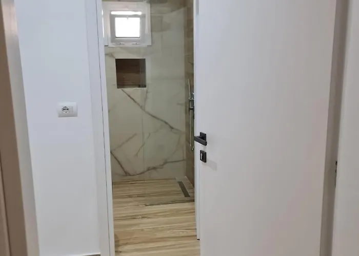 Laska 公寓 Sarandë